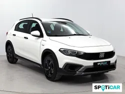 Blanco Usado 2022 Fiat Tipo Cross Berlina | 16.850 € (Precio justo)