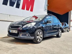 Negro Usado 2015 Peugeot 2008 Active SUV | 6500 € (Precio justo)