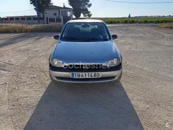 Gris / plata Usado 2000 Opel Corsa Eco Berlina | 1100 €