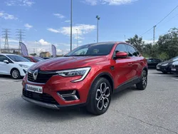 Rojo Usado 2022 Renault Arkana Zen SUV | 23.600 € (Precio justo)