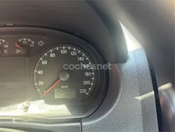 Rojo Usado 2005 VW Polo Advance Berlina | 3000 € (Precio justo)