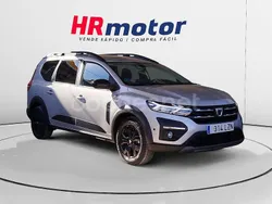 Gris / plata Usado 2022 Dacia Jogger Extreme Familiar | 18.490 € (Un poco caro)