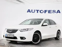 Blanco Usado 2012 Honda Accord Lifestyle Berlina | 10.900 € (Buen precio)