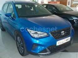 Azul Usado 2023 Seat Arona FR SUV | 20.300 € (Precio justo)