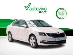 Blanco Usado 2019 Skoda Octavia Ambition Berlina | 14.900 € (Precio justo)
