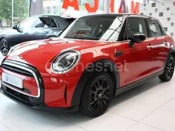 Rojo Usado 2024 Mini Cooper Utilitario | 26.900 € (Caro)