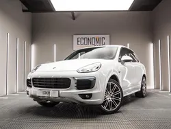 Blanco Usado 2016 Porsche Cayenne S E-Hybrid SUV | 32.999 € (Precio justo)