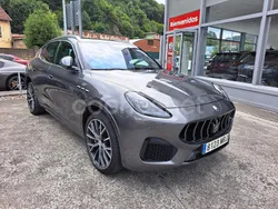 Gris / plata Usado 2024 Maserati Grecale GT SUV | 66.000 €