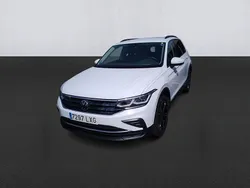 Blanco Usado 2022 VW Tiguan Life SUV | 28.200 € (Buen precio)