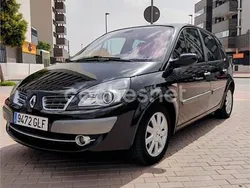Negro Usado 2009 Renault Scénic III Expression Monovolumen | 3290 € (Precio justo)