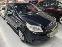 Negro Usado 2010 Chevrolet Aveo LS Utilitario | 4990 € (Precio justo)