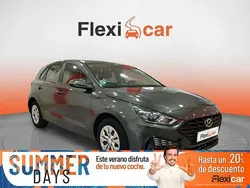Gris Usado 2021 Hyundai i30 Berlina | 14.790 € (Buen precio)