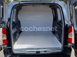 Gris / plata Usado 2016 Peugeot Partner Tepee Access Monovolumen | 15.000 €