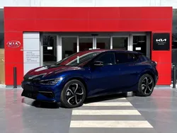 Azul Usado 2024 Kia EV6 2 SUV | 45.900 € (Un poco caro)