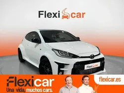 Blanco Usado 2022 Toyota Yaris Berlina | 33.990 € (Buen precio)