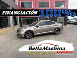 Gris Usado 2021 VW Passat Executive Berlina | 15.975 € (Precio justo)