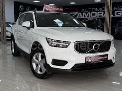 Blanco Usado 2021 Volvo XC40 Momentum SUV | 25.900 € (Precio justo)