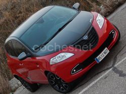 Rojo Usado 2014 Lancia Ypsilon Utilitario | 7575 € (Caro)