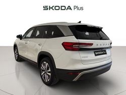 Blanco Usado 2025 Skoda Kodiaq Selection SUV | 36.040 € (Precio justo)