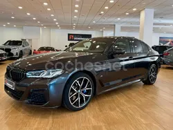 Gris / plata Usado 2021 BMW 520 Berlina | 32.900 € (Precio justo)
