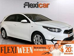 Blanco Usado 2022 Kia Ceed Berlina | 14.690 € (Precio justo)