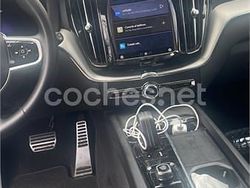 Gris / plata Usado 2022 Volvo XC60 Momentum SUV | 32.000 € (Precio justo)