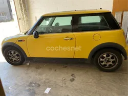 Amarillo Usado 2002 Mini ONE Utilitario | 4400 € (Precio justo)