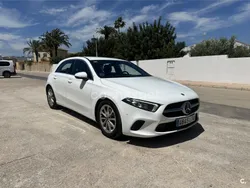 Blanco Usado 2019 Mercedes A200 Berlina | 22.750 € (Precio justo)