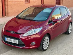 Granate Usado 2011 Ford Fiesta Titanium Utilitario | 5500 € (Precio justo)