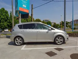 Gris / plata Usado 2008 Toyota Corolla Verso Sport Monovolumen | 6450 € (Precio justo)
