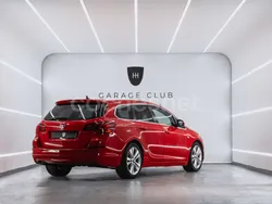 Rojo Usado 2012 Opel Astra Sportive Familiar | 6999 € (Precio justo)