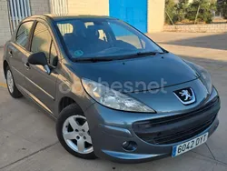 Gris / plata Usado 2007 Peugeot 207 Berlina | 3490 € (Precio justo)