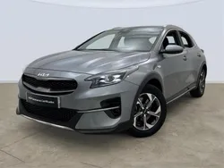 Lunar silver (css) Usado 2022 Kia XCeed SUV | 18.995 € (Precio justo)