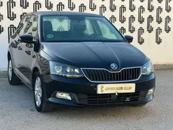 Negro Usado 2017 Skoda Fabia Utilitario | 7490 € (Buen precio)