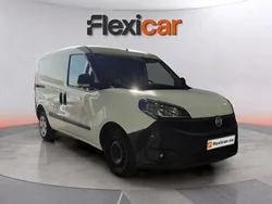 Blanco Usado 2022 Fiat Doblò Monovolumen | 12.690 €