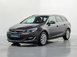 Gris / plata Usado 2014 Opel Astra Excellence Familiar | 8290 € (Precio justo)