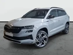 Gris acero Nuevo 2025 Skoda Karoq SportLine SUV | 32.490 € (Precio justo)