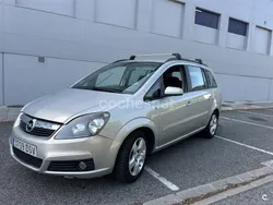 Beige Usado 2005 Opel Zafira Enjoy Monovolumen | 2800 € (Precio justo)