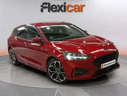 Burdeos Usado 2020 Ford Focus ST-Line Utilitario | 16.390 € (Super precio)