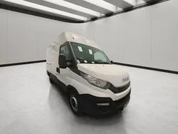 Blanco Usado 2019 Iveco Daily Monovolumen | 21.950 € (Precio justo)