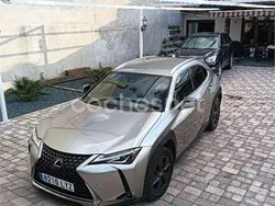 Gris / plata Usado 2022 Lexus UX Business Edition SUV | 26.250 € (Super precio)