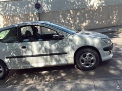 Gris / plata Usado 2002 Peugeot 206 Berlina | 1400 € (Precio justo)