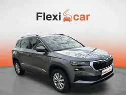 Gris Usado 2023 Skoda Karoq Ambition SUV | 19.390 € (Buen precio)