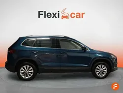 Azul Usado 2023 Skoda Karoq Ambition SUV | 18.790 € (Super precio)