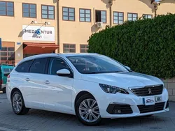 Blanco Usado 2021 Peugeot 308 Allure Familiar | 15.950 € (Precio justo)
