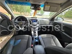 Gris / plata Usado 2012 Chevrolet Cruze LT Berlina | 4750 € (Precio justo)