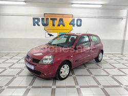Granate Usado 2005 Renault Clio II Authentique Berlina | 2390 € (Precio justo)