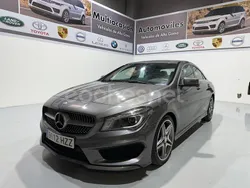 Gris / plata Usado 2014 Mercedes CLA220 AMG line Berlina | 13.990 € (Precio justo)