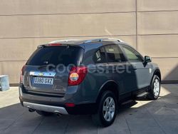 Gris / plata Usado 2010 Chevrolet Captiva LS SUV | 6490 € (Buen precio)