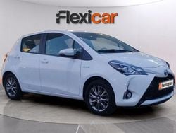 Blanco Usado 2019 Toyota Yaris Hybrid Active Berlina | 12.490 € (Super precio)